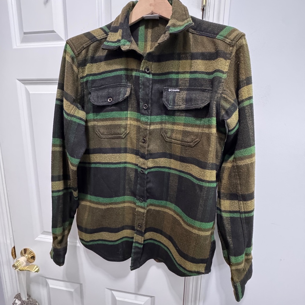 Columbia Green and tan Striped flannel shirt size medium